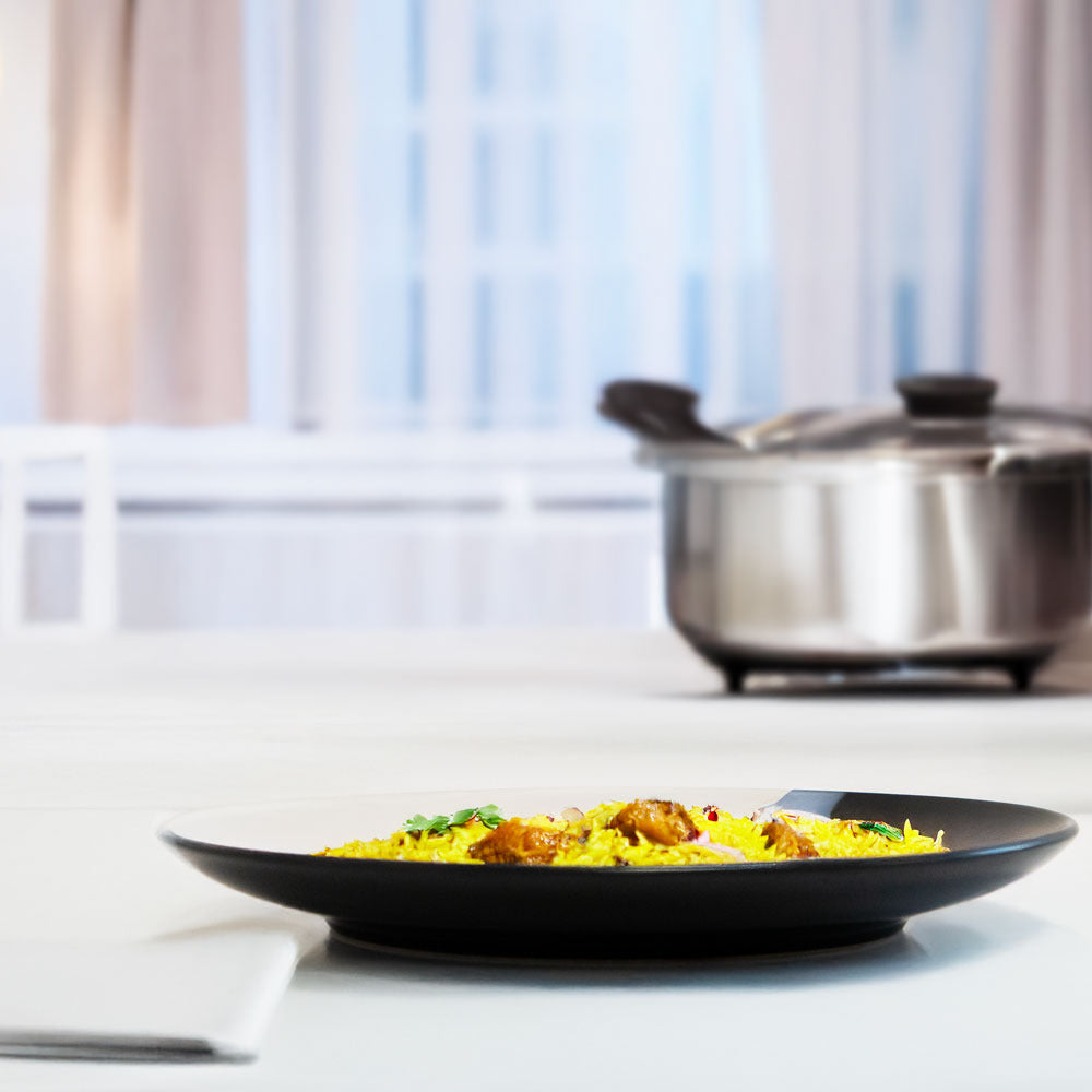 Abstract Lines Dinnerware – Plates, Bowl & Mug