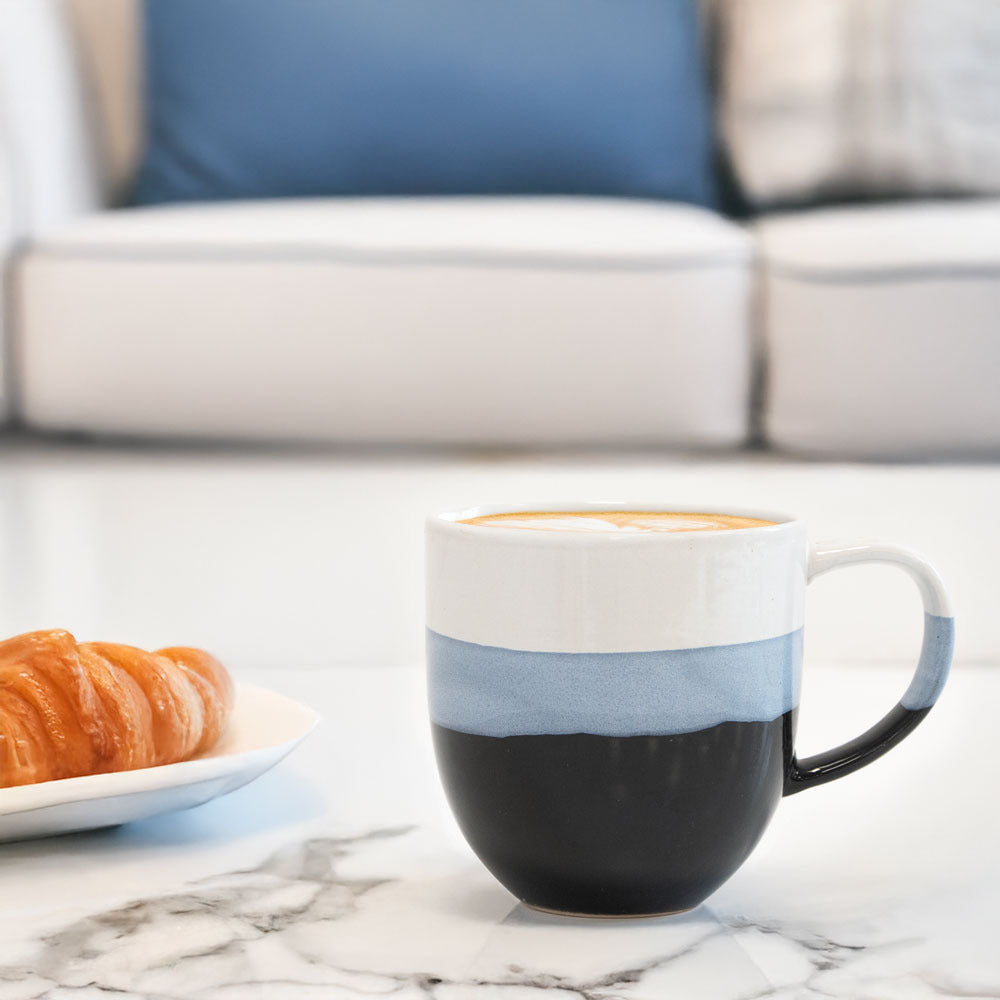 Abstract Lines Dinnerware – Plates, Bowl & Mug